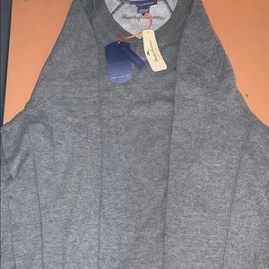 Tommy Bahama men’s sweater